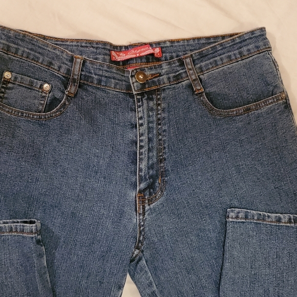 Cos Jeans, Size 8, lots of bling and embroidery, Capris - Picture 8 of 11